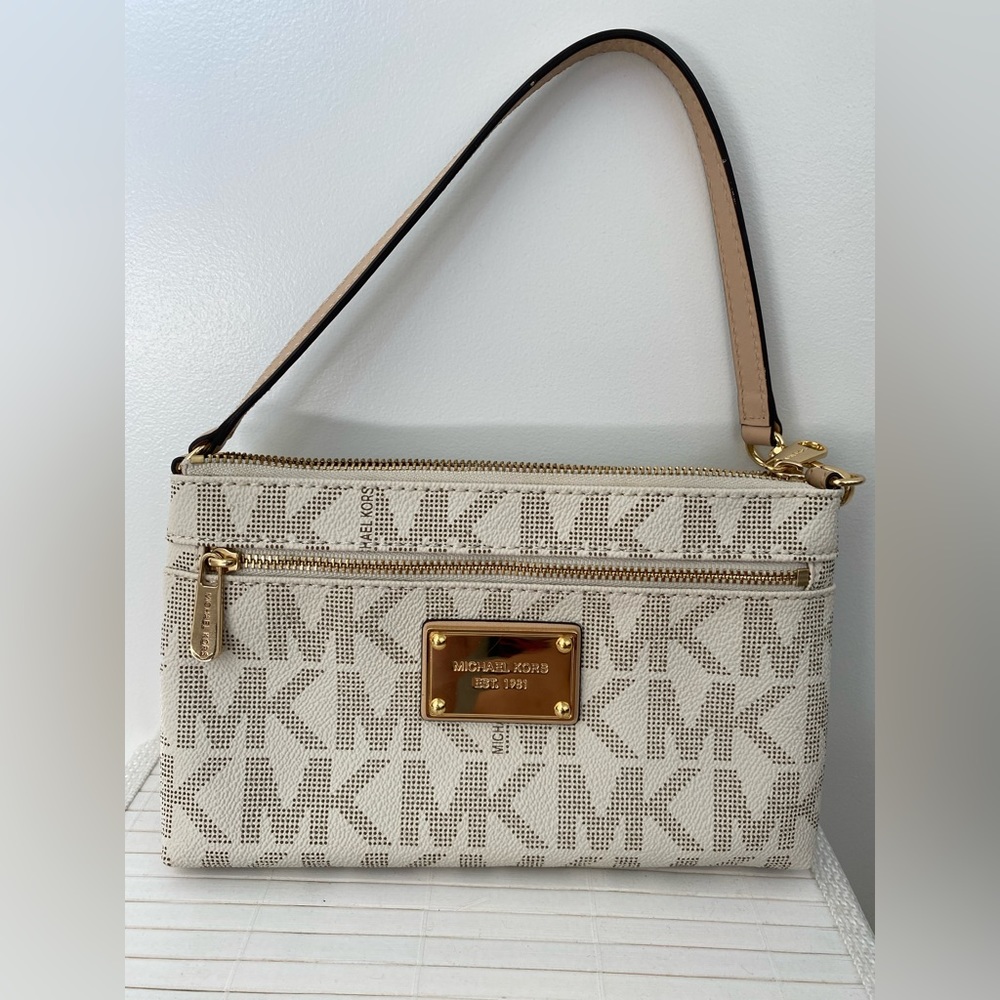 Michael Kors Gold Clutch / Wristlet